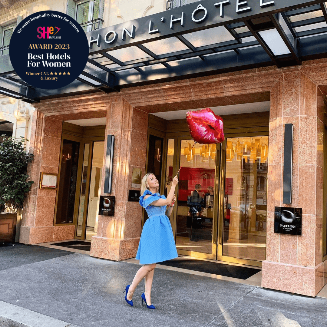 Photo d'une femme à l'hôtel Fauchon PAris